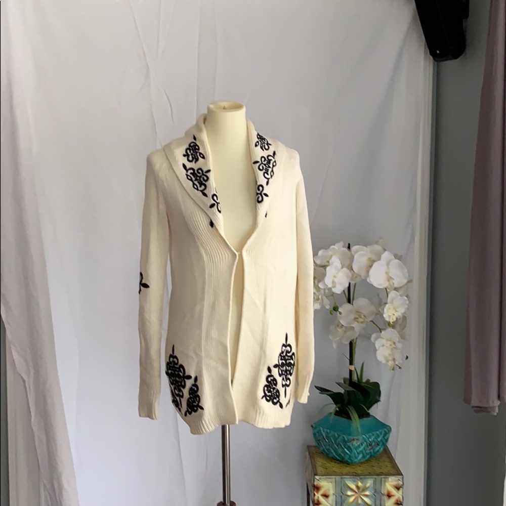 Cream button down sweater w black embroidery